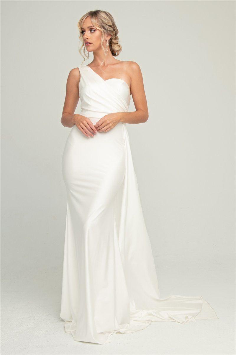 AURORA One Shoulder Bridesmaids Maxi Dress with Side Train - White DOYIN LONDON AURORA One Shoulder Bridesmaids Maxi Dress with Side Train - White DOYIN LONDON